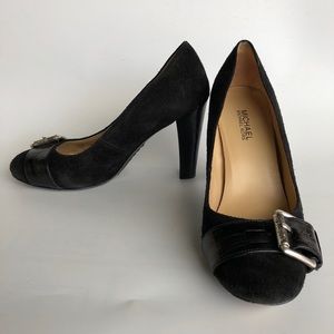 Michael Kors Black Suede pumps with buckle Sz 8